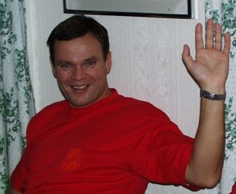 mika.jpg (25447 bytes)